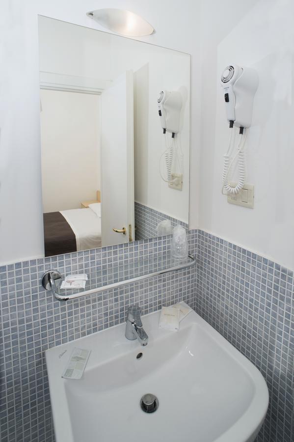 K2 Hotel Каттолика Экстерьер фото