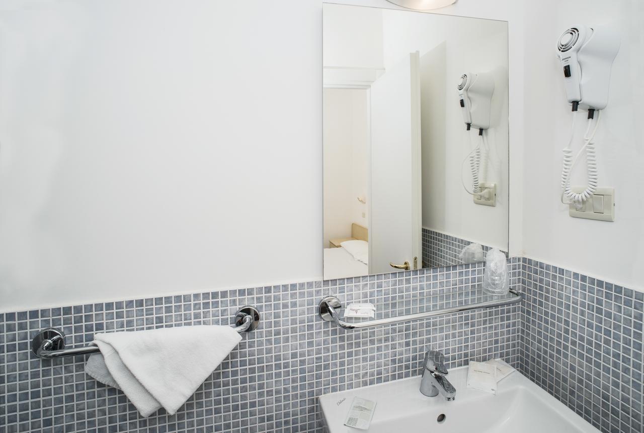 K2 Hotel Каттолика Экстерьер фото