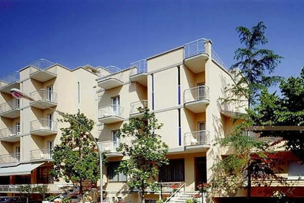 K2 Hotel Каттолика Экстерьер фото